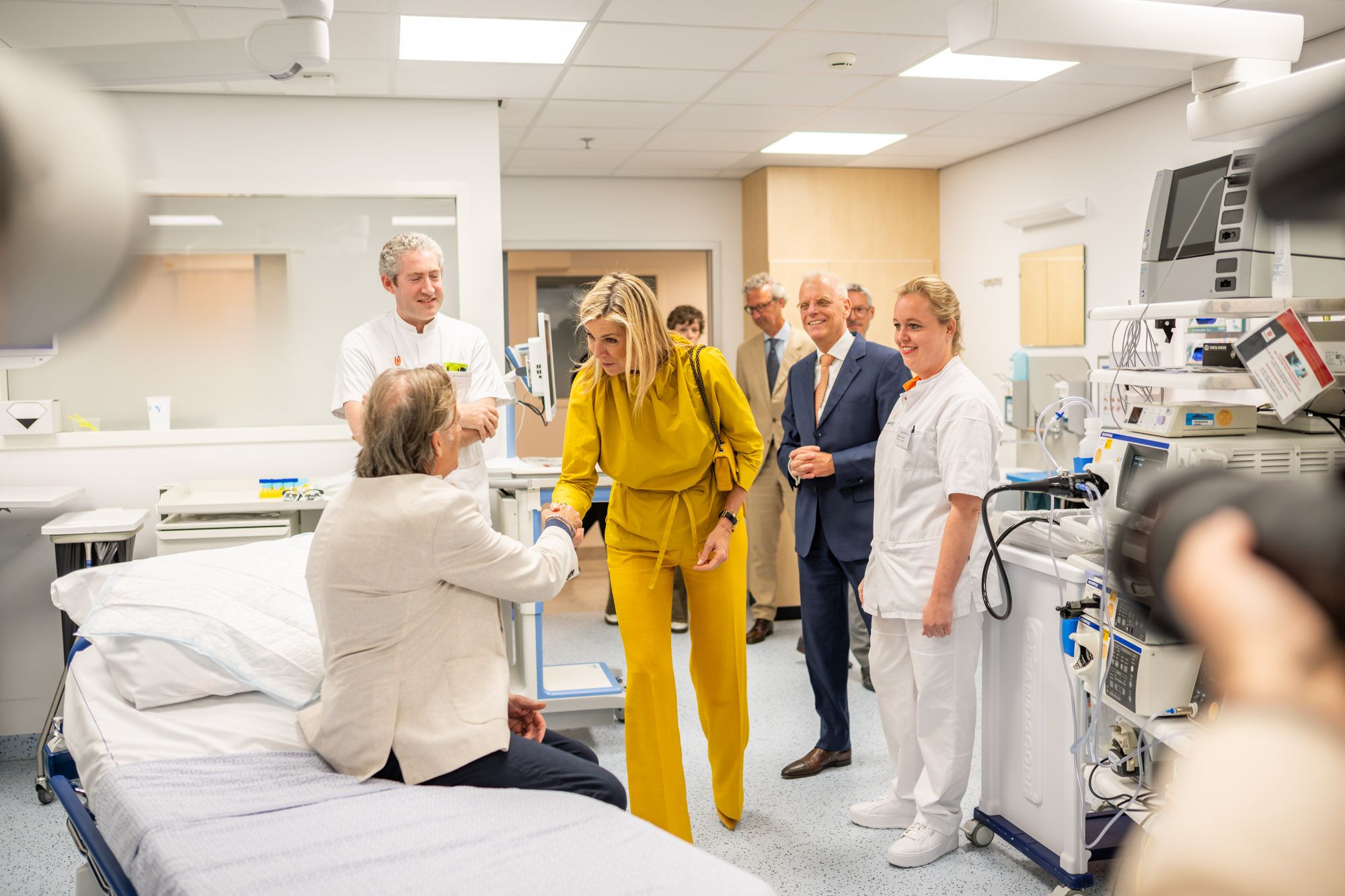 Koningin M&aacute;xima bezoekt &lsquo;Less is More&rsquo;-aanpak bij Amsterdam UMC