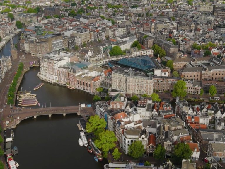 Gemeenteraadsverkiezingen 18 maart: inwoners, kennisinstellingen en bestuur van Amsterdam hebben elkaar nodig