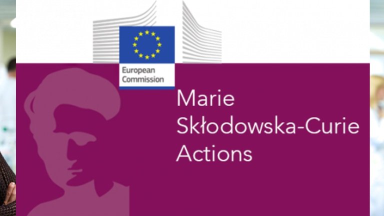 Charlotte Teunissen (links) en Eline Willemse.