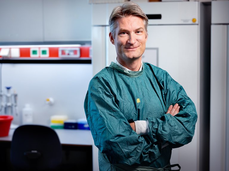 Vici grant for neurologist Matthijs Brouwer to accelerate brain infection diagnostics 