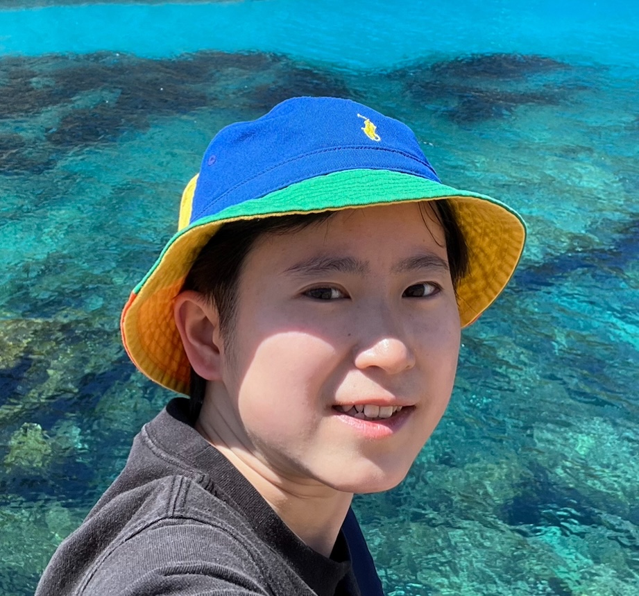Yiyuan Li 