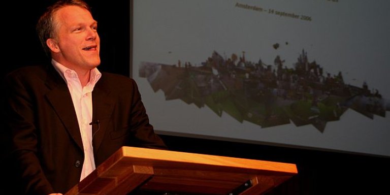 Wouter Bos verlaat Amsterdam UMC, benoemd tot bestuursvoorzitter Invest-NL