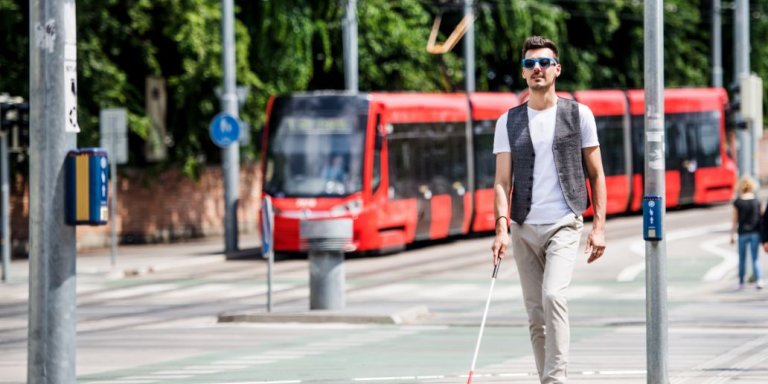 Leren lopen met een witte stok