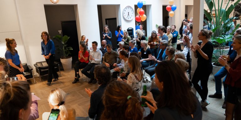 De mens weer centraal