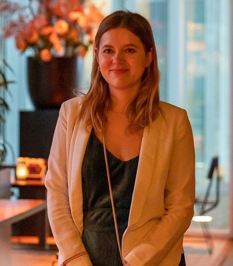Karuna van der Meij 