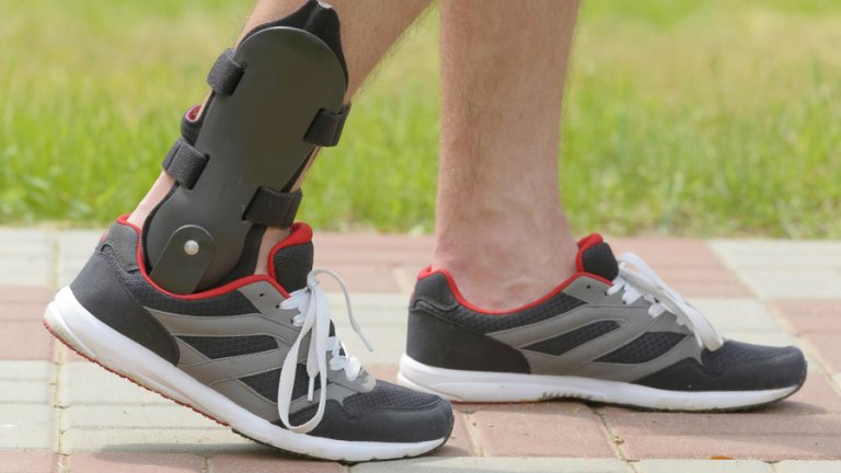 Precision orthotics: optimizing ankle-foot-orthoses to improve gait in patients with neuromuscular disorders 