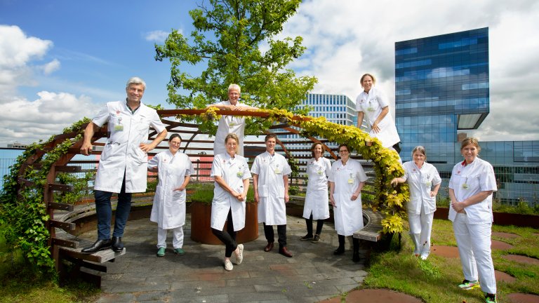 From left to right: Prof Mark van Berge Henegouwen,  Dr Roos Pouw, Dr Sarah Derks, Prof Roel Bennink, Dr Maarten Hulshof, Loes Noteboom, Chantal 't Hoen, Suzanne Gisbertz, Alice Bakker and Caroline van Nobelen