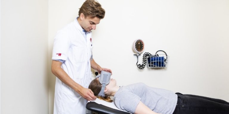 Op het operatiebed in virtual reality