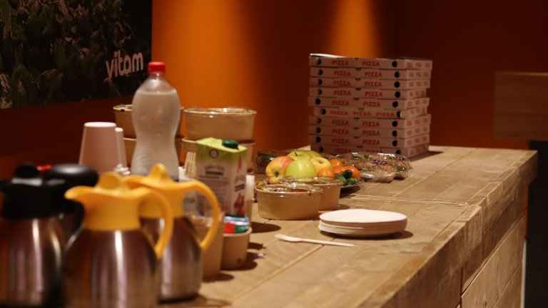 Young AGEM scientific match food