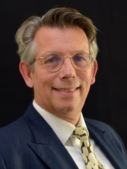 Professor dr. Mario Maas, scientific director AMS
