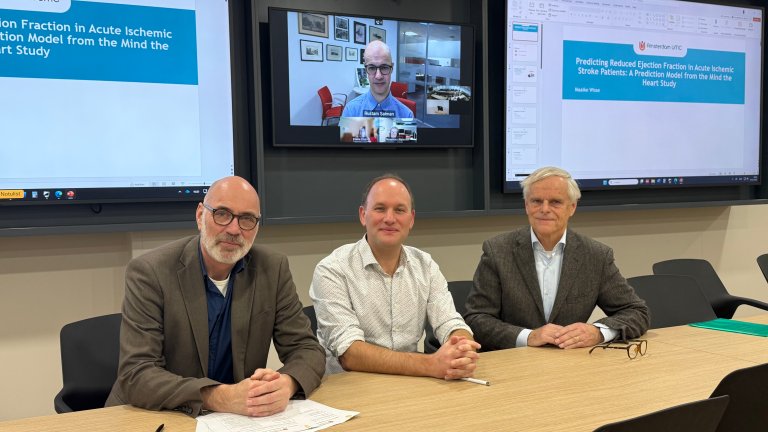 Bernie Hermes, Jonathan Coutinho, Joost Fonville en Rustam Al-Shahi Salman (op scherm)