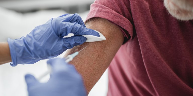 Studie tbc-vaccin en corona zoekt oudere patiënt Amsterdam UMC  