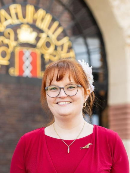 dr. Suzanne van Wouw