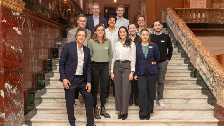 The organizing committee of the 2024 meeting.