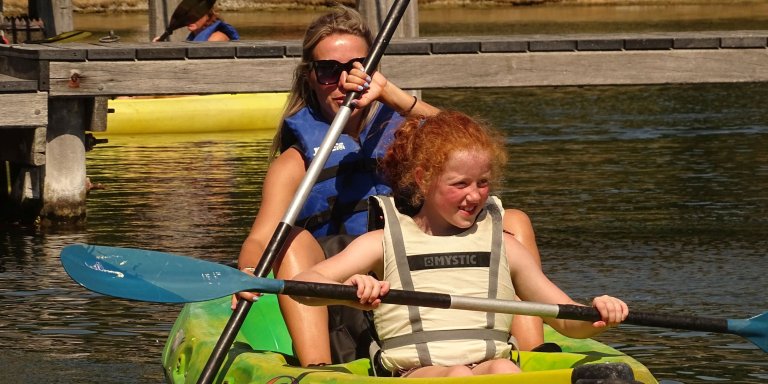 Zomerkamp voor jonge kinderen met een ouder met dementie