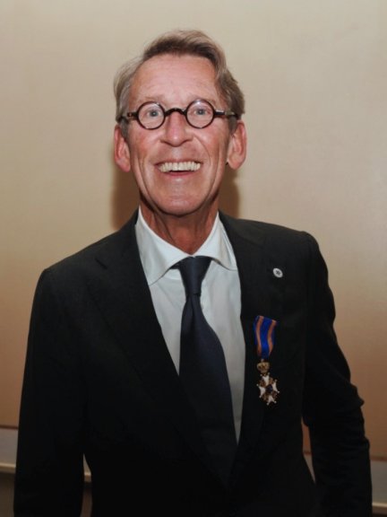 Philip Scheltens receives royal honor