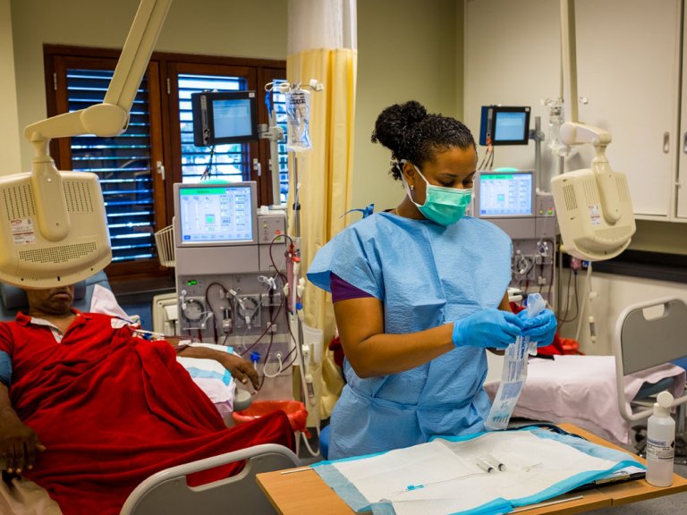 Verpleegkundigen op Cariben omgeschoold voor intensive care