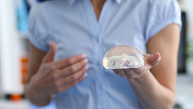 Amsterdam UMC deelnemer onderzoeksprogramma siliconen borstimplantaten