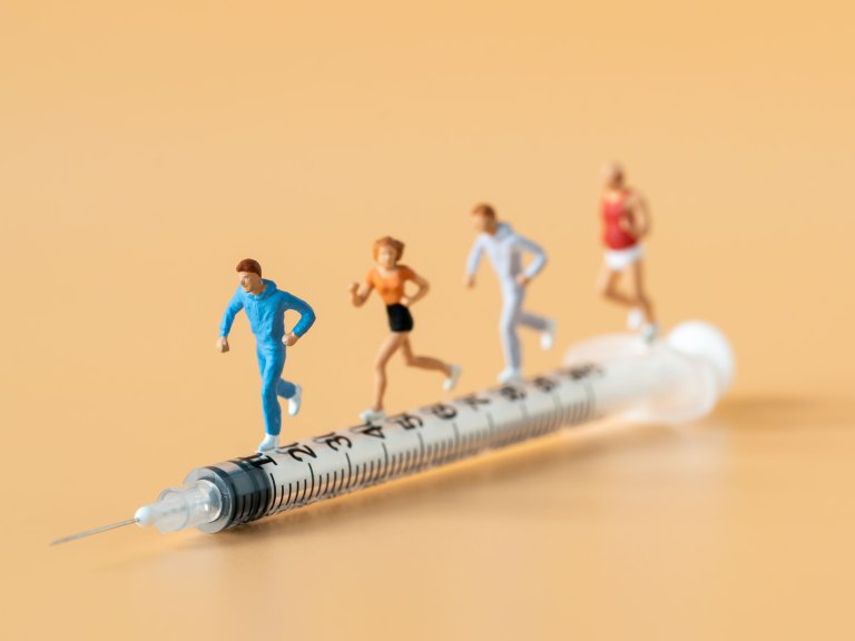 Athletes have no reason to be concerned by their COVID-19 vaccine this winter but timing matters