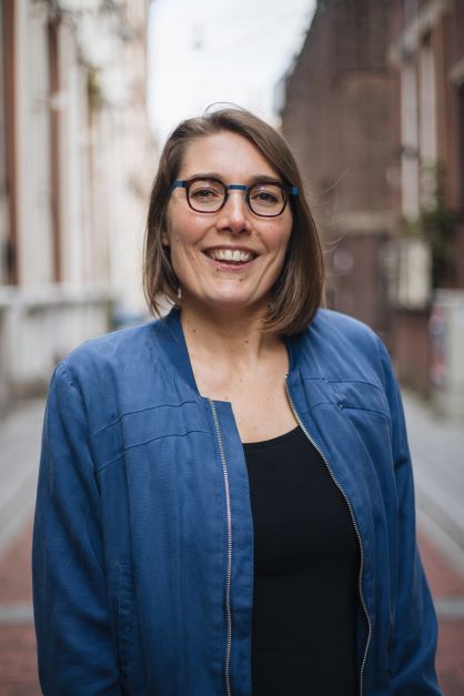 Ruth van Holst