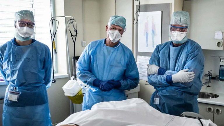 ‘Achter een masker van verdriet’ toont verhalen achter de covid-cijfers 